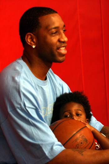 无论是防守 无论是防守