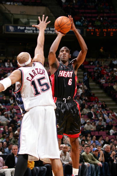 海申花的防 海申花的防